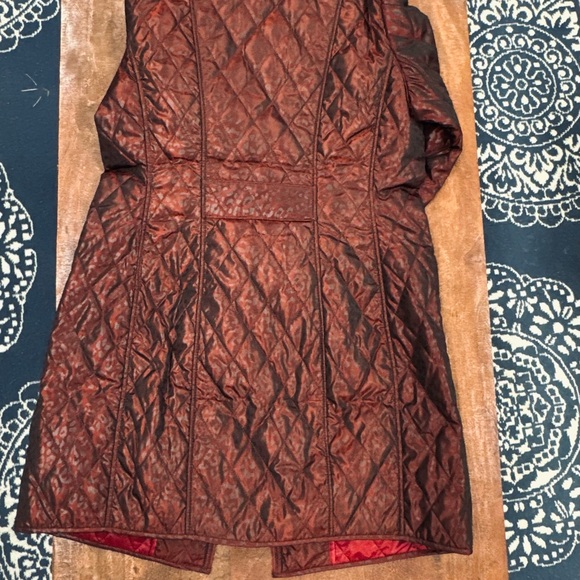 Chico's Burgundy Coat Long Quilted Animal-Print Sz 0 Small 4/6 - Picture 6 of 6